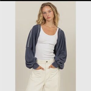 Oversized contrast cropped shrug, Midnight size medium